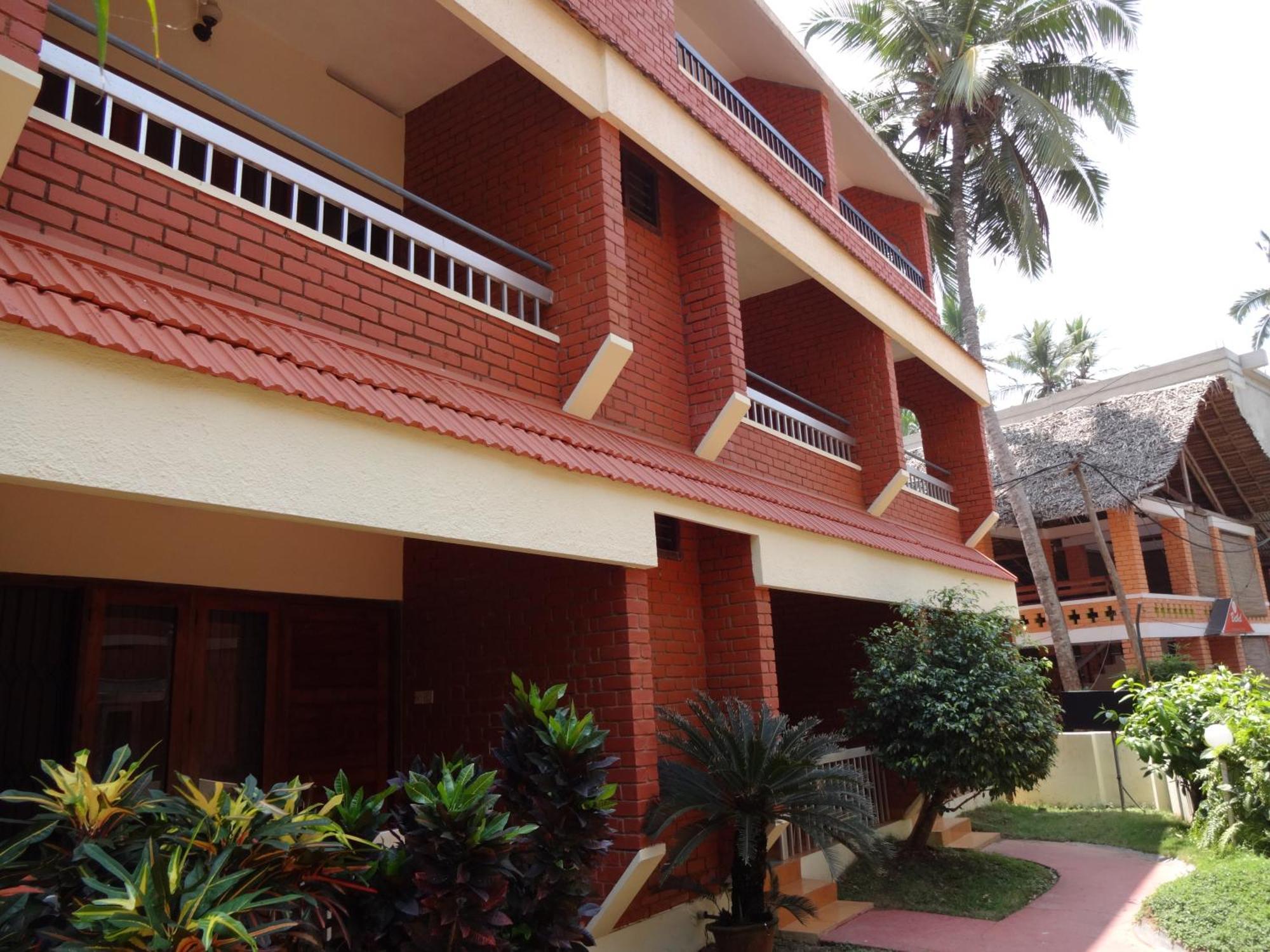 Hotel Thushara Kovalam Exterior photo