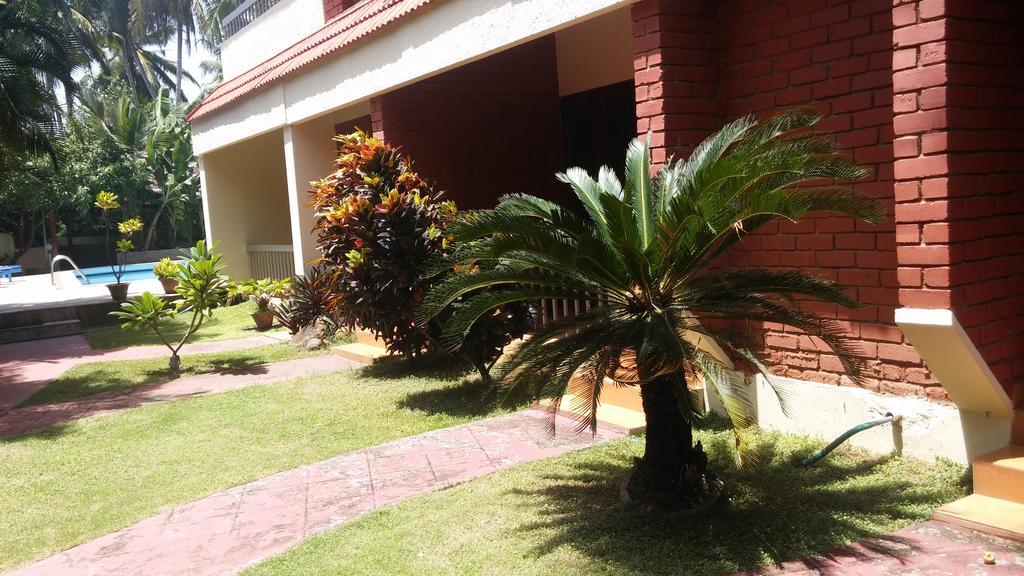 Hotel Thushara Kovalam Exterior photo