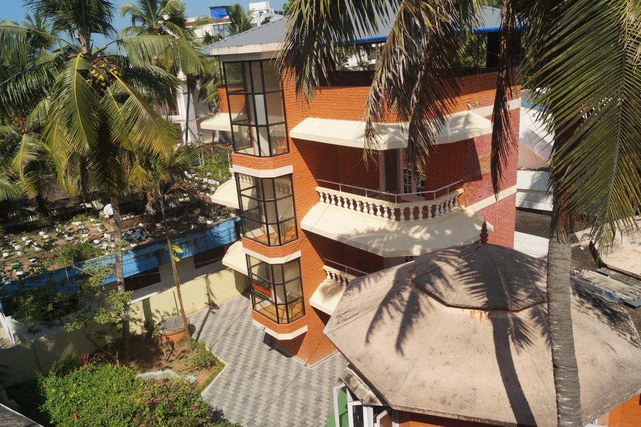 Hotel Thushara Kovalam Exterior photo