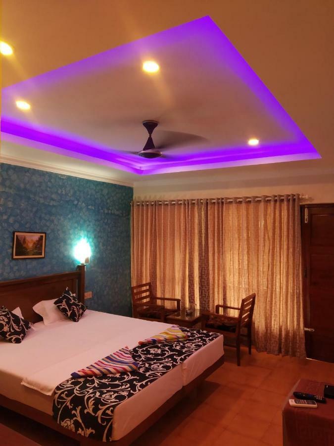Hotel Thushara Kovalam Exterior photo